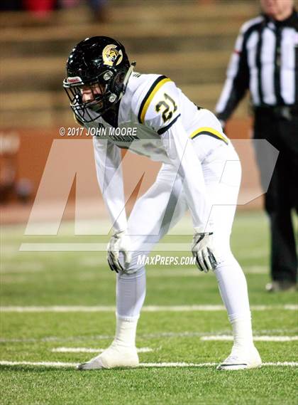 Thumbnail 1 in Canadian vs. Childress (UIL 3A D2 Quarterfinal) photogallery.