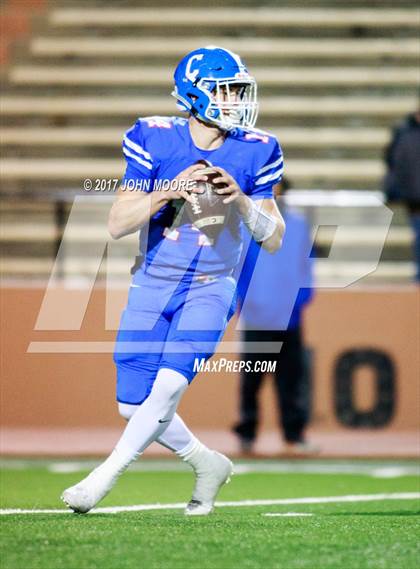 Thumbnail 3 in Canadian vs. Childress (UIL 3A D2 Quarterfinal) photogallery.