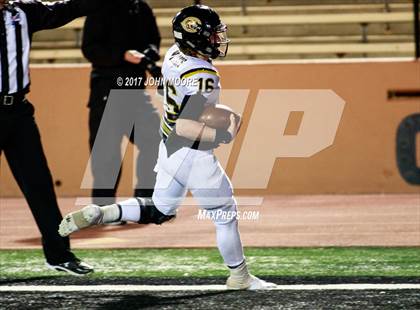 Thumbnail 3 in Canadian vs. Childress (UIL 3A D2 Quarterfinal) photogallery.