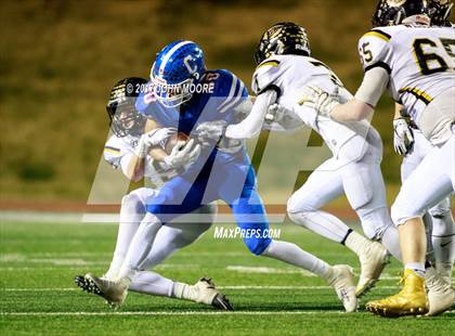 Thumbnail 3 in Canadian vs. Childress (UIL 3A D2 Quarterfinal) photogallery.