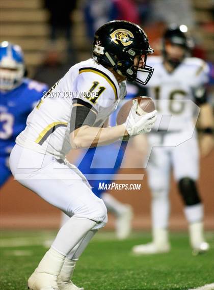 Thumbnail 1 in Canadian vs. Childress (UIL 3A D2 Quarterfinal) photogallery.