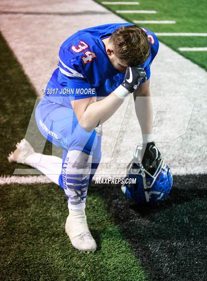 Thumbnail 3 in Canadian vs. Childress (UIL 3A D2 Quarterfinal) photogallery.