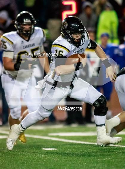 Thumbnail 1 in Canadian vs. Childress (UIL 3A D2 Quarterfinal) photogallery.