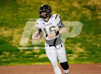 Thumbnail 2 in Canadian vs. Childress (UIL 3A D2 Quarterfinal) photogallery.