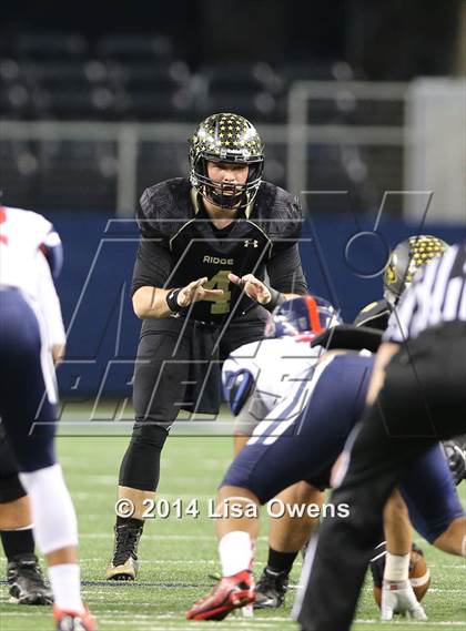 Thumbnail 1 in Boyd vs. Fossil Ridge (UIL 6A Division 2 Region 1 Bi-District Playoff) photogallery.