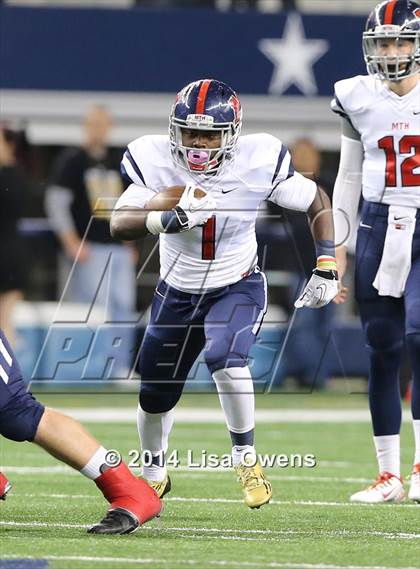 Thumbnail 2 in Boyd vs. Fossil Ridge (UIL 6A Division 2 Region 1 Bi-District Playoff) photogallery.