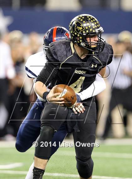 Thumbnail 2 in Boyd vs. Fossil Ridge (UIL 6A Division 2 Region 1 Bi-District Playoff) photogallery.