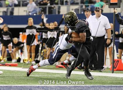 Thumbnail 1 in Boyd vs. Fossil Ridge (UIL 6A Division 2 Region 1 Bi-District Playoff) photogallery.
