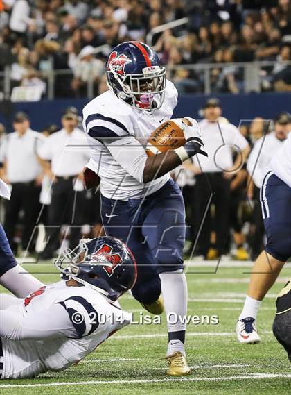 Thumbnail 2 in Boyd vs. Fossil Ridge (UIL 6A Division 2 Region 1 Bi-District Playoff) photogallery.