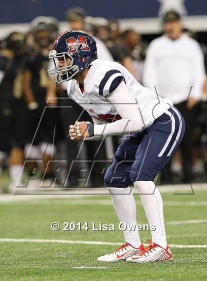 Thumbnail 1 in Boyd vs. Fossil Ridge (UIL 6A Division 2 Region 1 Bi-District Playoff) photogallery.