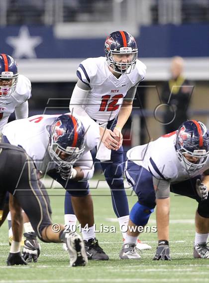 Thumbnail 1 in Boyd vs. Fossil Ridge (UIL 6A Division 2 Region 1 Bi-District Playoff) photogallery.