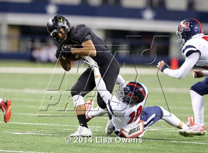 Thumbnail 1 in Boyd vs. Fossil Ridge (UIL 6A Division 2 Region 1 Bi-District Playoff) photogallery.