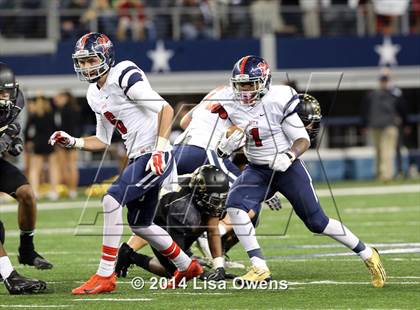 Thumbnail 1 in Boyd vs. Fossil Ridge (UIL 6A Division 2 Region 1 Bi-District Playoff) photogallery.