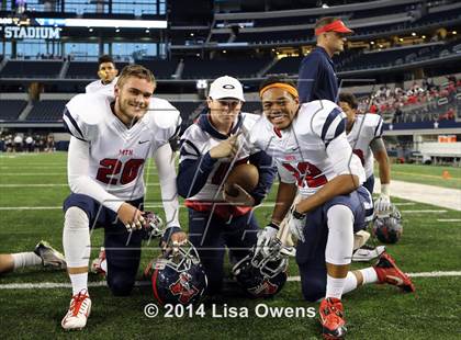 Thumbnail 2 in Boyd vs. Fossil Ridge (UIL 6A Division 2 Region 1 Bi-District Playoff) photogallery.
