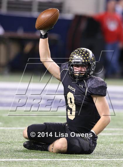Thumbnail 3 in Boyd vs. Fossil Ridge (UIL 6A Division 2 Region 1 Bi-District Playoff) photogallery.