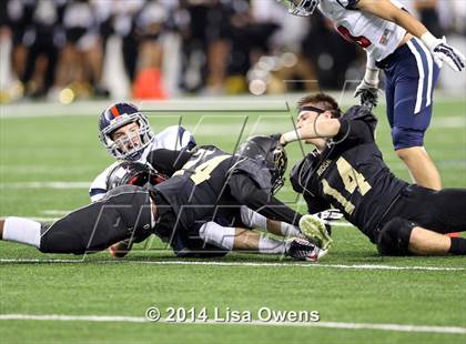 Thumbnail 1 in Boyd vs. Fossil Ridge (UIL 6A Division 2 Region 1 Bi-District Playoff) photogallery.