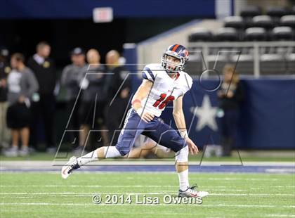 Thumbnail 1 in Boyd vs. Fossil Ridge (UIL 6A Division 2 Region 1 Bi-District Playoff) photogallery.