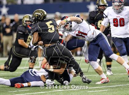 Thumbnail 2 in Boyd vs. Fossil Ridge (UIL 6A Division 2 Region 1 Bi-District Playoff) photogallery.