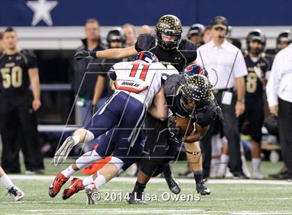 Thumbnail 2 in Boyd vs. Fossil Ridge (UIL 6A Division 2 Region 1 Bi-District Playoff) photogallery.