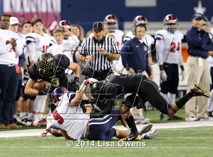 Thumbnail 2 in Boyd vs. Fossil Ridge (UIL 6A Division 2 Region 1 Bi-District Playoff) photogallery.