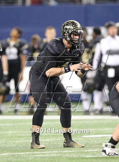 Thumbnail 1 in Boyd vs. Fossil Ridge (UIL 6A Division 2 Region 1 Bi-District Playoff) photogallery.