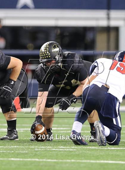 Thumbnail 2 in Boyd vs. Fossil Ridge (UIL 6A Division 2 Region 1 Bi-District Playoff) photogallery.
