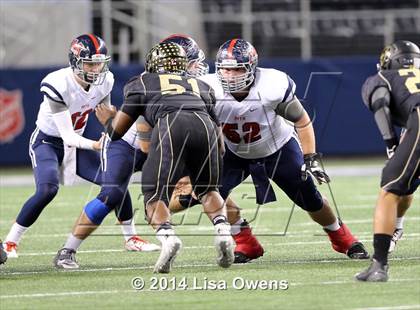 Thumbnail 1 in Boyd vs. Fossil Ridge (UIL 6A Division 2 Region 1 Bi-District Playoff) photogallery.