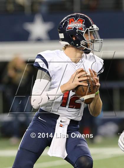 Thumbnail 1 in Boyd vs. Fossil Ridge (UIL 6A Division 2 Region 1 Bi-District Playoff) photogallery.