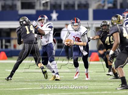Thumbnail 2 in Boyd vs. Fossil Ridge (UIL 6A Division 2 Region 1 Bi-District Playoff) photogallery.