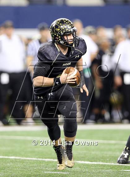 Thumbnail 2 in Boyd vs. Fossil Ridge (UIL 6A Division 2 Region 1 Bi-District Playoff) photogallery.