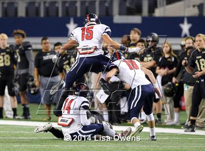 Thumbnail 3 in Boyd vs. Fossil Ridge (UIL 6A Division 2 Region 1 Bi-District Playoff) photogallery.