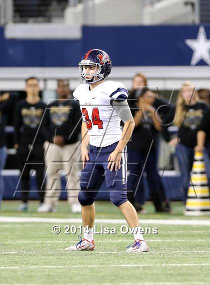 Thumbnail 2 in Boyd vs. Fossil Ridge (UIL 6A Division 2 Region 1 Bi-District Playoff) photogallery.
