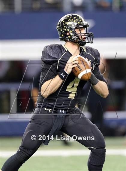 Thumbnail 1 in Boyd vs. Fossil Ridge (UIL 6A Division 2 Region 1 Bi-District Playoff) photogallery.