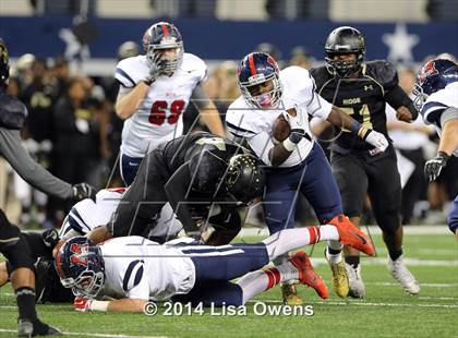 Thumbnail 2 in Boyd vs. Fossil Ridge (UIL 6A Division 2 Region 1 Bi-District Playoff) photogallery.