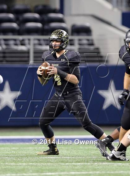 Thumbnail 2 in Boyd vs. Fossil Ridge (UIL 6A Division 2 Region 1 Bi-District Playoff) photogallery.
