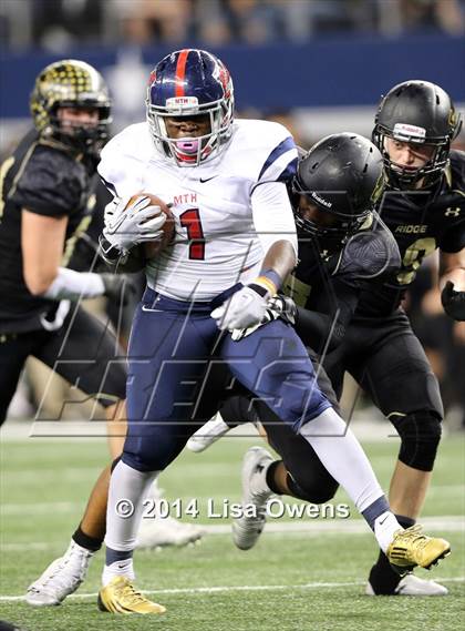 Thumbnail 1 in Boyd vs. Fossil Ridge (UIL 6A Division 2 Region 1 Bi-District Playoff) photogallery.