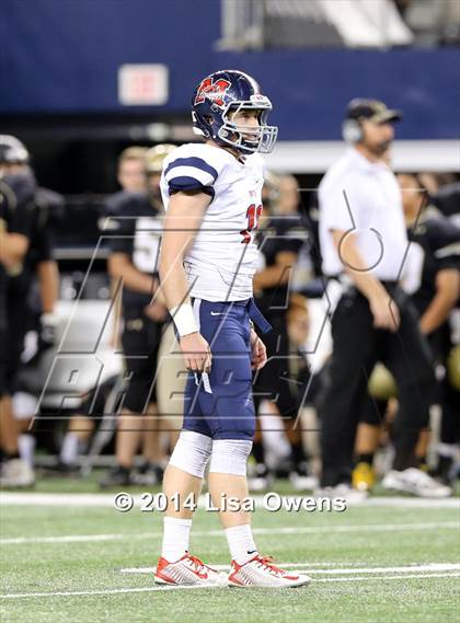 Thumbnail 2 in Boyd vs. Fossil Ridge (UIL 6A Division 2 Region 1 Bi-District Playoff) photogallery.
