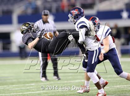 Thumbnail 1 in Boyd vs. Fossil Ridge (UIL 6A Division 2 Region 1 Bi-District Playoff) photogallery.