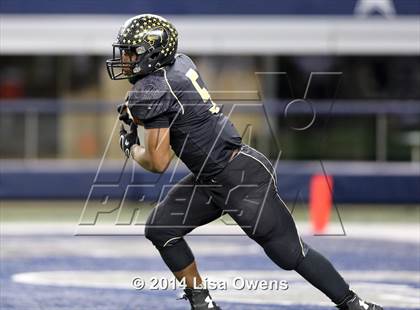 Thumbnail 1 in Boyd vs. Fossil Ridge (UIL 6A Division 2 Region 1 Bi-District Playoff) photogallery.