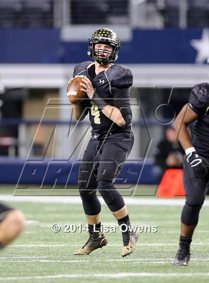 Thumbnail 3 in Boyd vs. Fossil Ridge (UIL 6A Division 2 Region 1 Bi-District Playoff) photogallery.