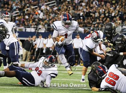 Thumbnail 1 in Boyd vs. Fossil Ridge (UIL 6A Division 2 Region 1 Bi-District Playoff) photogallery.