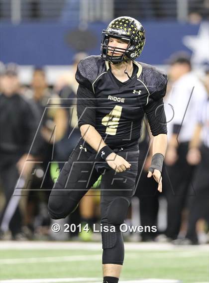 Thumbnail 2 in Boyd vs. Fossil Ridge (UIL 6A Division 2 Region 1 Bi-District Playoff) photogallery.