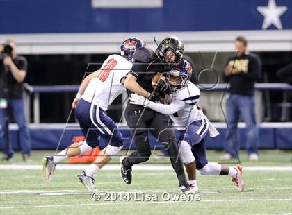 Thumbnail 2 in Boyd vs. Fossil Ridge (UIL 6A Division 2 Region 1 Bi-District Playoff) photogallery.