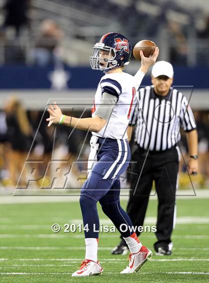 Thumbnail 1 in Boyd vs. Fossil Ridge (UIL 6A Division 2 Region 1 Bi-District Playoff) photogallery.