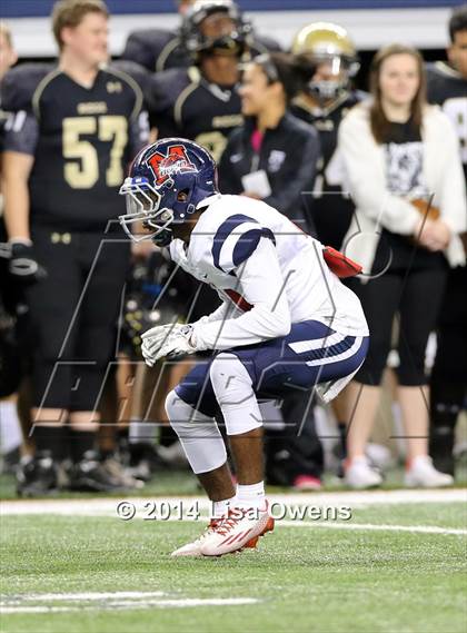 Thumbnail 2 in Boyd vs. Fossil Ridge (UIL 6A Division 2 Region 1 Bi-District Playoff) photogallery.