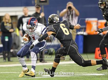 Thumbnail 2 in Boyd vs. Fossil Ridge (UIL 6A Division 2 Region 1 Bi-District Playoff) photogallery.