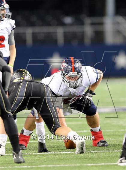 Thumbnail 1 in Boyd vs. Fossil Ridge (UIL 6A Division 2 Region 1 Bi-District Playoff) photogallery.
