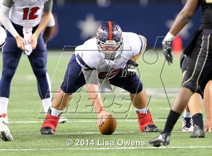 Thumbnail 1 in Boyd vs. Fossil Ridge (UIL 6A Division 2 Region 1 Bi-District Playoff) photogallery.