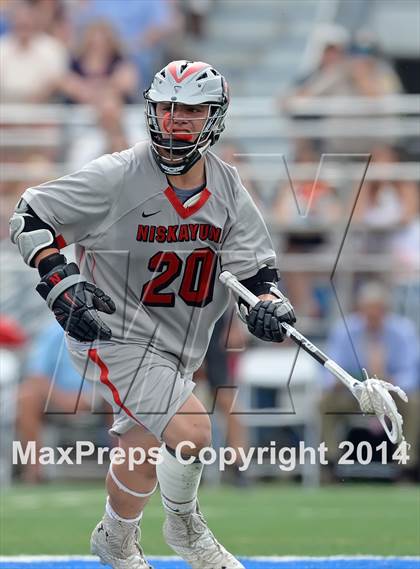 Thumbnail 2 in Niskayuna vs. Massapequa (NYSPHSAA Class A Semifinal) photogallery.