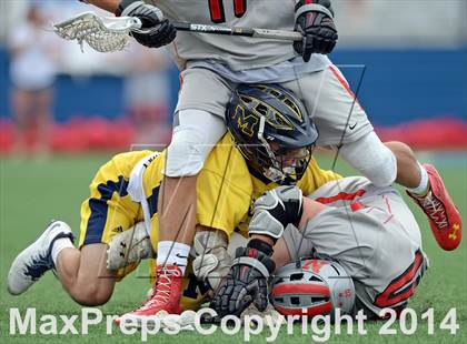 Thumbnail 2 in Niskayuna vs. Massapequa (NYSPHSAA Class A Semifinal) photogallery.